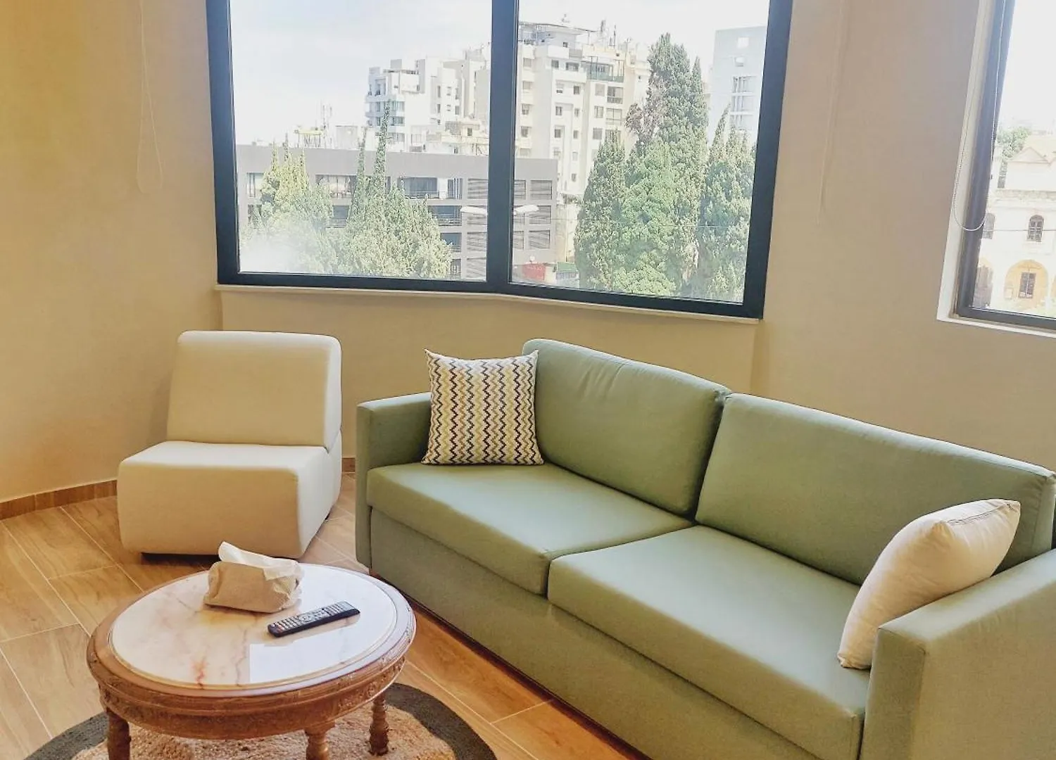 Апартаменты Rita'S Sunlit Corner Apt - Near Abc Mall Бейрут